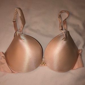 Victoria’s Secret Bra